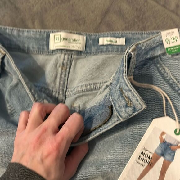 Celebrity Pink ReGeneration Mindful Denim Jean Mom High Rise Shorts 9/29 - Picture 6 of 7